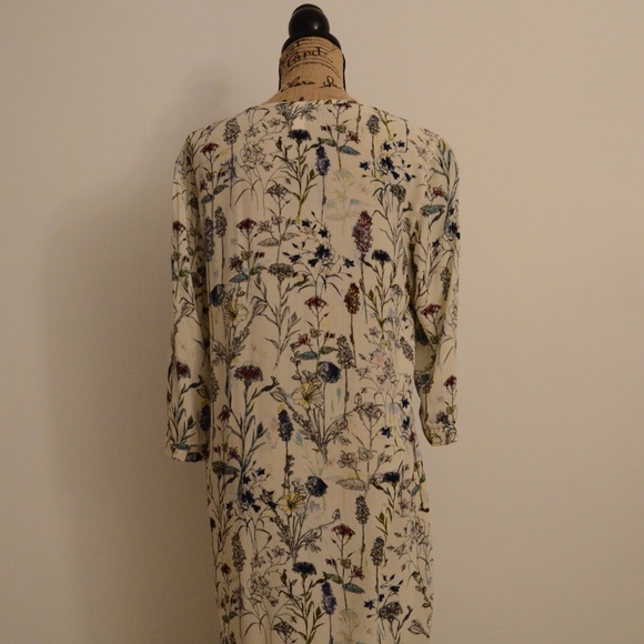 White Floral Print Dress - Picture 5 of 5